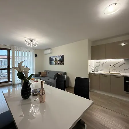 Апартаменты Sea View 2 Bedroom - B-29-sarafovo *