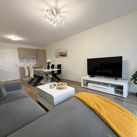 Sea View 2 Bedroom - B-29-sarafovo Апартаменты